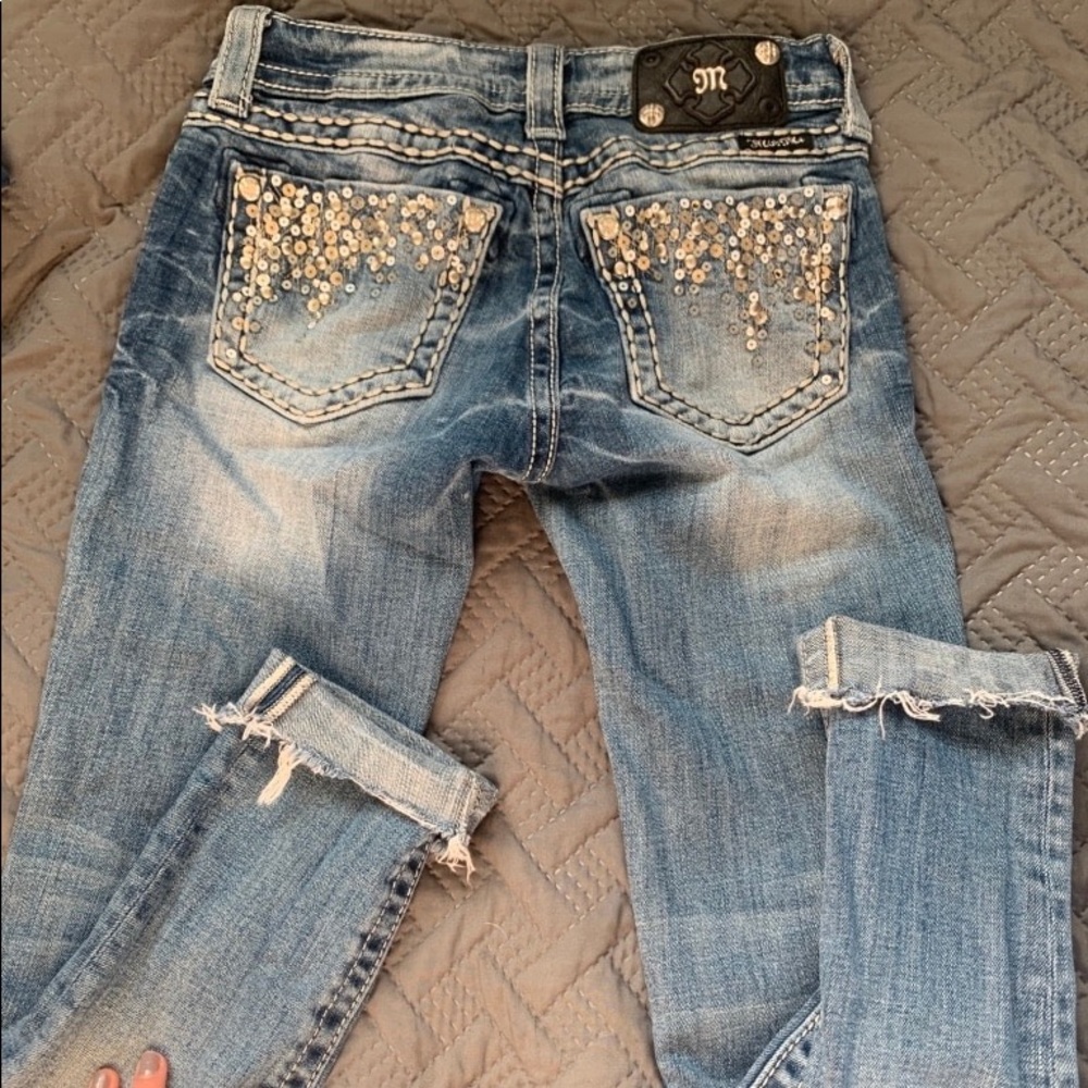 Miss me jeans slightly worn, very good condition!